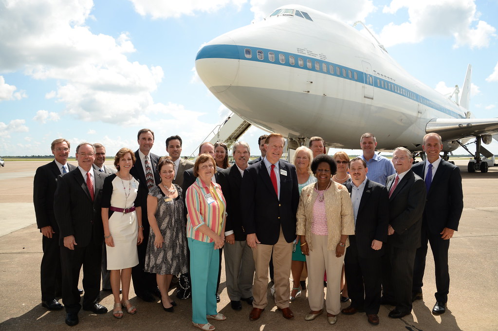 Leaders Celebrate NASA Shuttle Carrier Aircraft 905